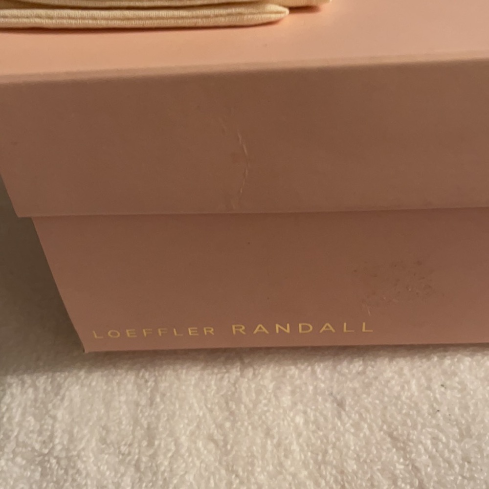 LOEFFLER RANDALL DUSTY ROSE RUFFLED MULE SZ 10B - Picture 10 of 11